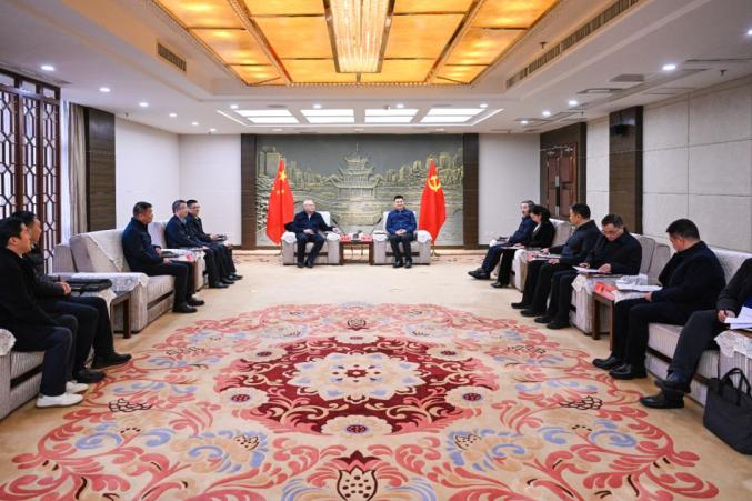 貴陽市領(lǐng)導(dǎo)會見中國節(jié)能環(huán)保集團(tuán)有限公司黨委常委、總會計(jì)師朱慶鋒一行